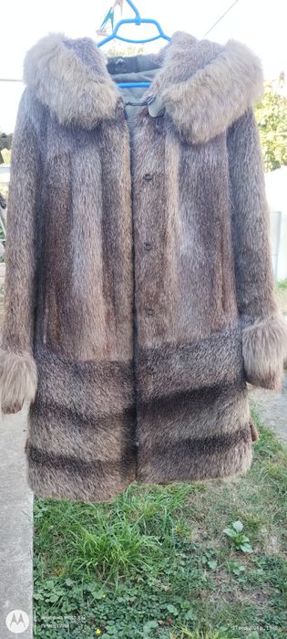 Шубка з нутрії жіноча