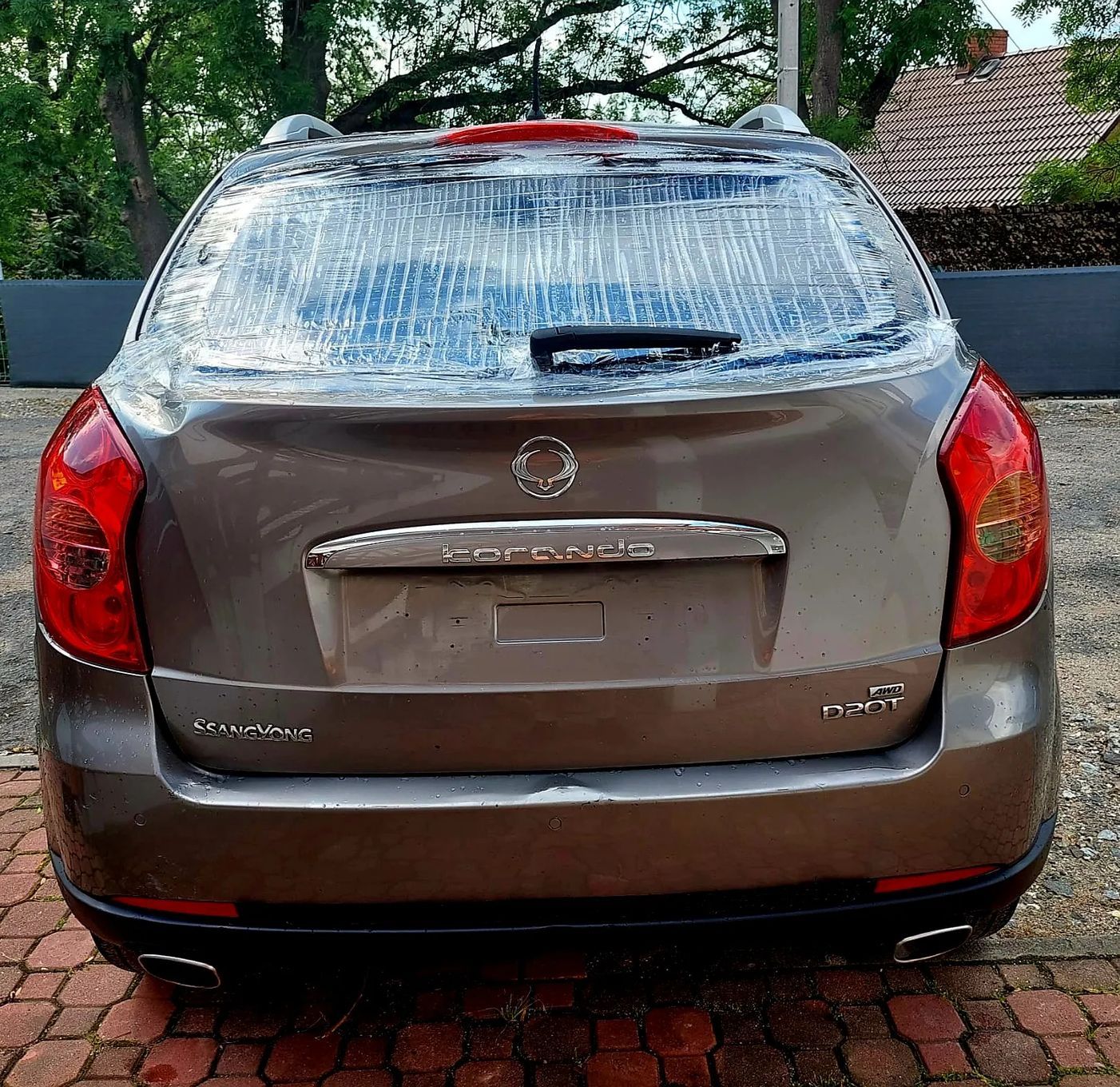 SsangYong/KGM Korando 4 x 4 manual 2.0D 175 PS dobrze wyposazony sprawny