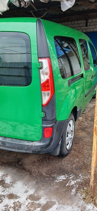 Рено Кенго Максі база