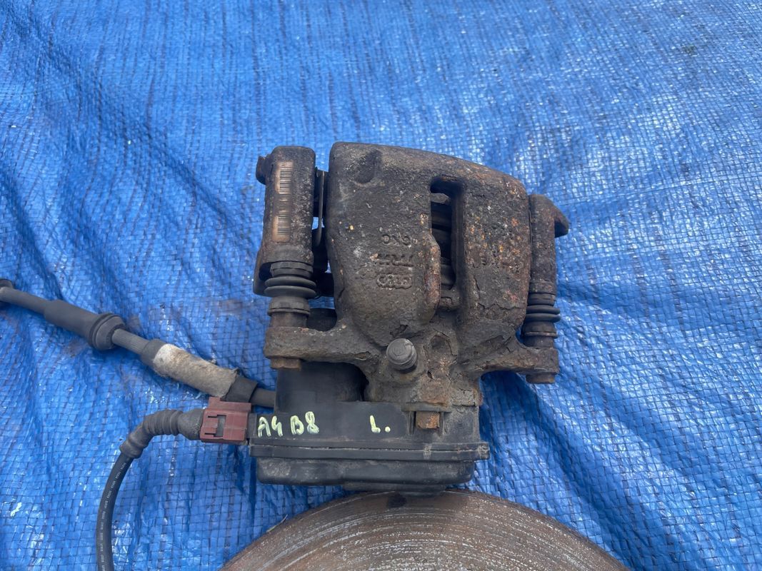 Audi A4 B8 A5/8t Q5 Zestaw Swap Tarcze Zaciski Elektryczne Tył Tylne