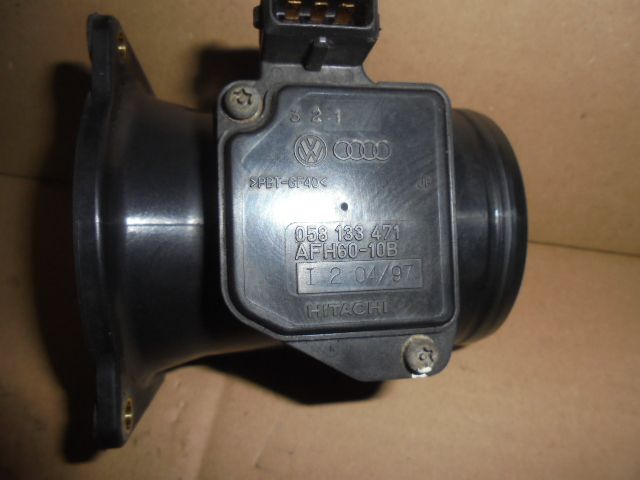 Przepływomierz Audi A4 B5 A3 8L 1.6 / 1.8 -471