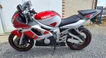 Yamaha R6 Yamaha R6 model RJ03 2000r.