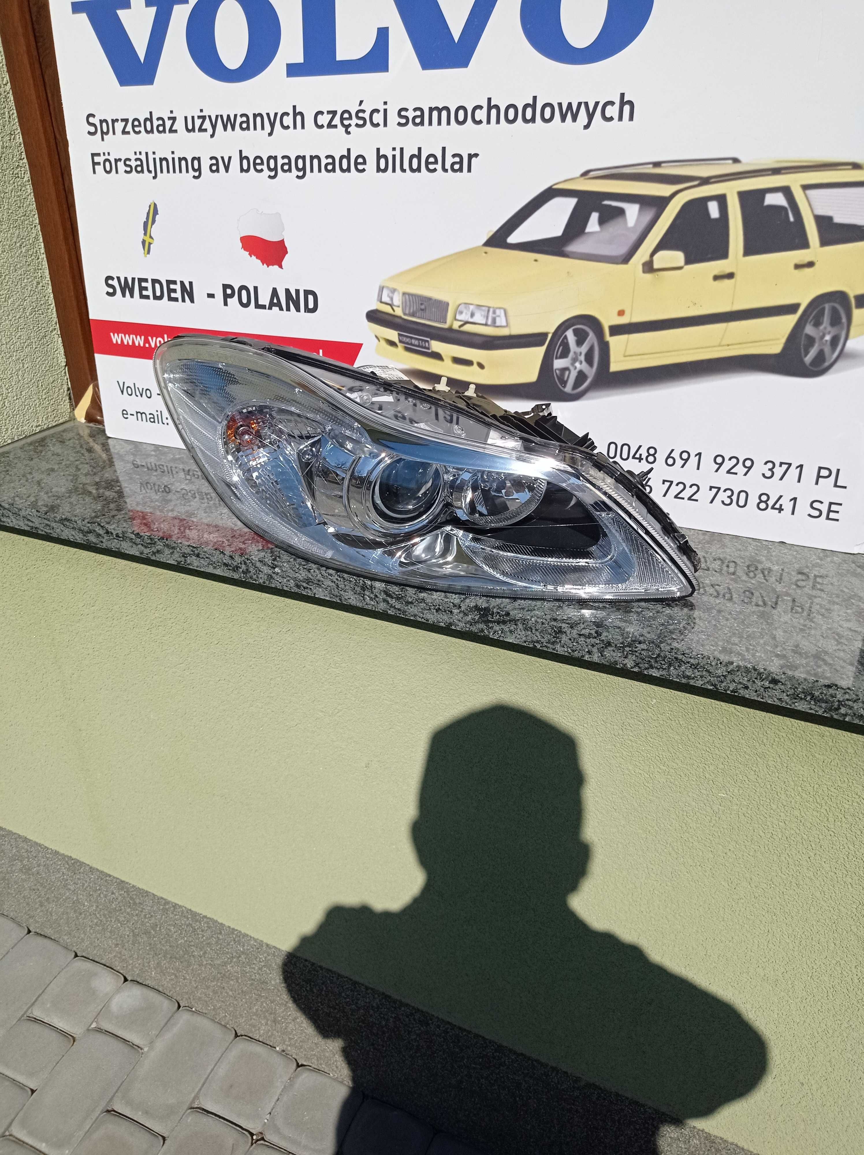 lampa przednia prawa volvo C30 2010 -12  SKRĘTNA BIXENON