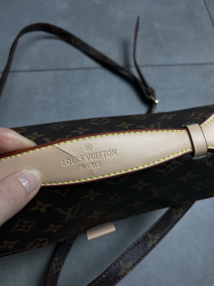 Torepka Louis Vuitton pochette metis
