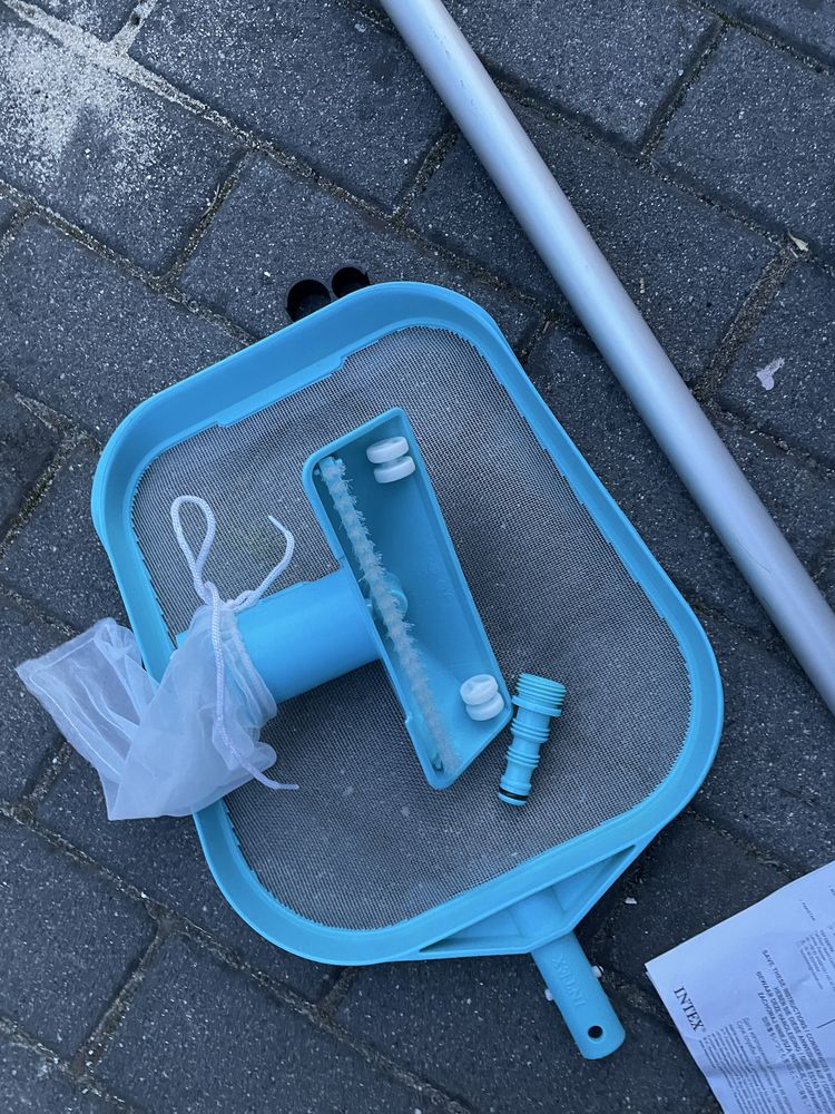 Odkurzacz do basenu intex