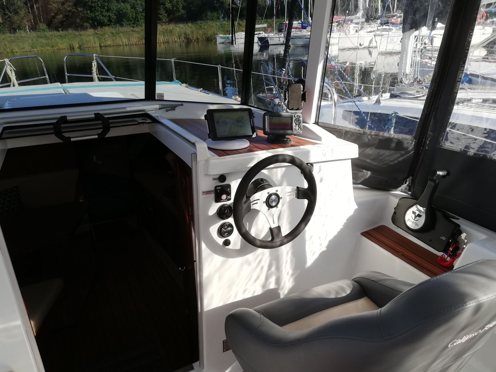 Czarter Houseboat Mazury Jacht Calipso 750 Solar Boiler Ogrzewanie