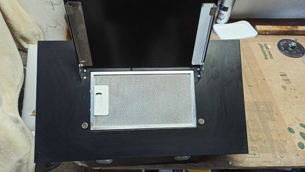 Okap kuchenny kominowy czarny 60 cm