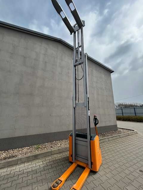 Wózek paletowy z masztem elektryczny Still EGV 16