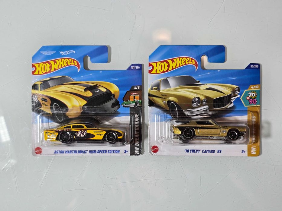 Zestaw Hot Wheels Aston Martin DB4GT Chevy Camaro RS