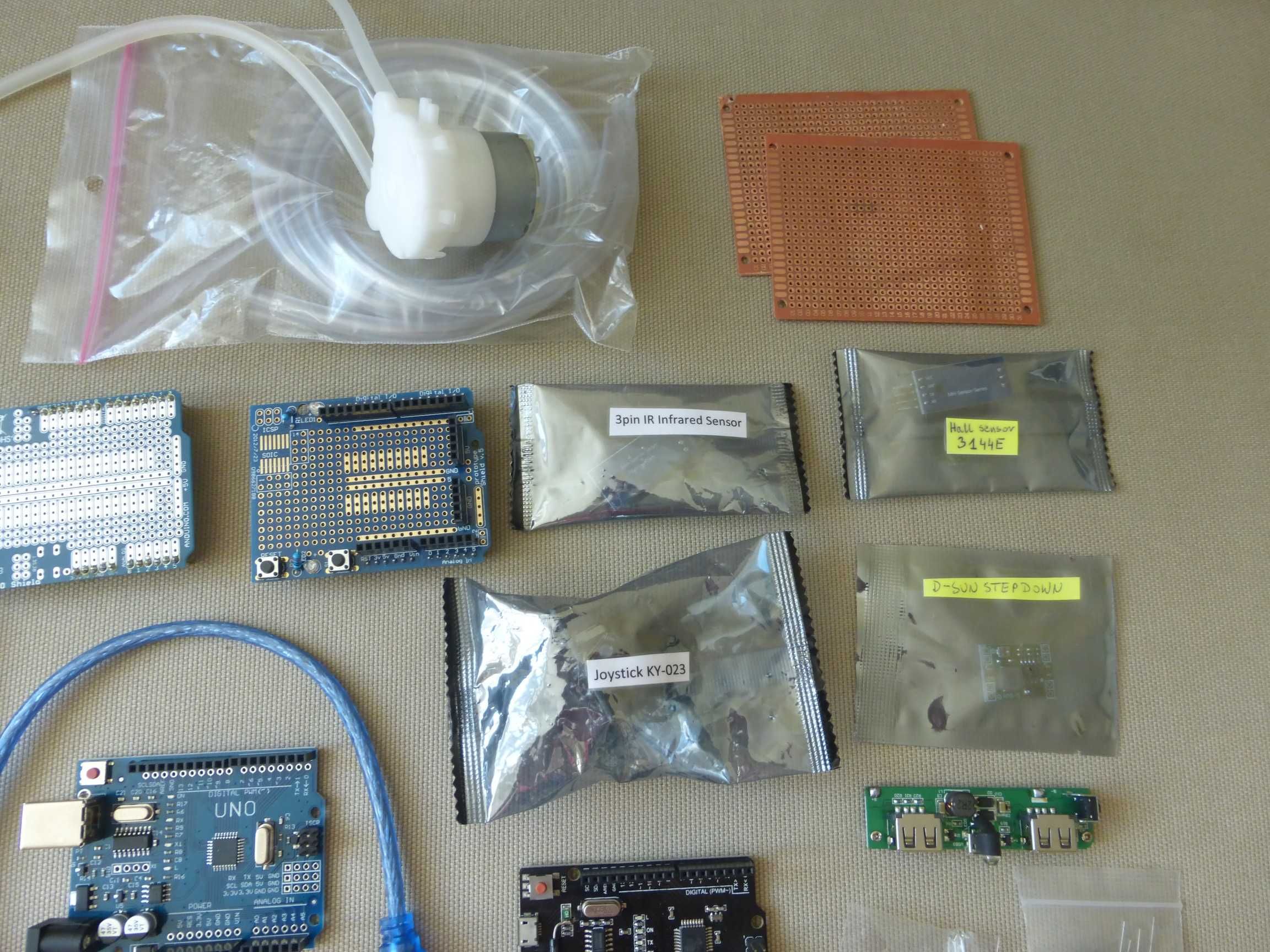 Zestaw elektroniki Arduino Uno ESP32 moduły czujniki mix