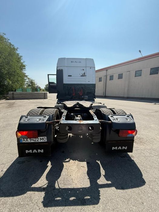 Продам Тягач MAN