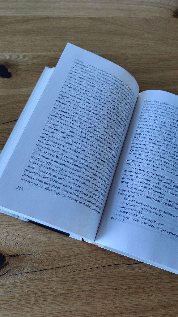 Miasto utrapienia Jerzy Pilch nowa proza polska Świat Książki