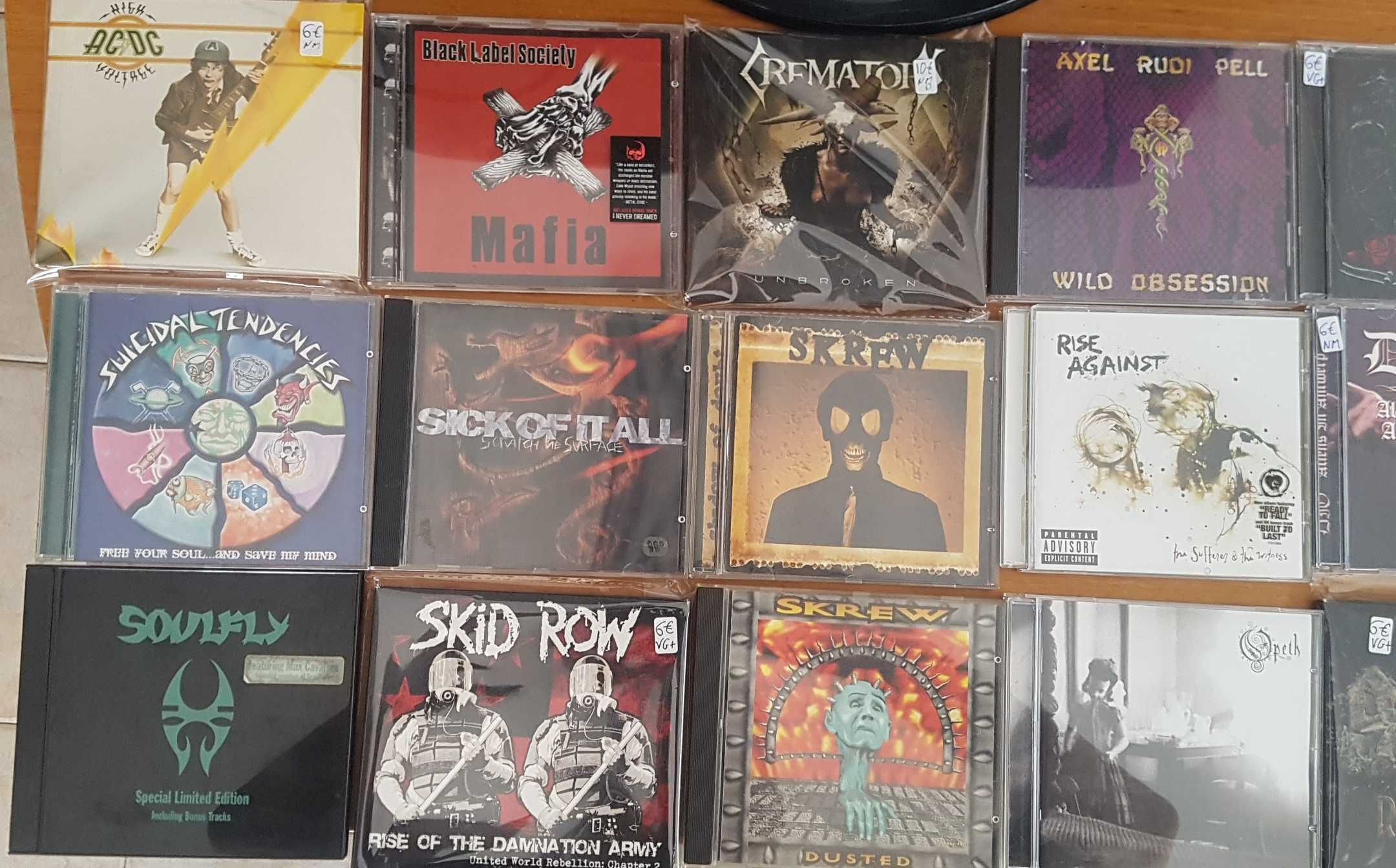 Lote 30 CDs hard rock heavy metal punk hardcore