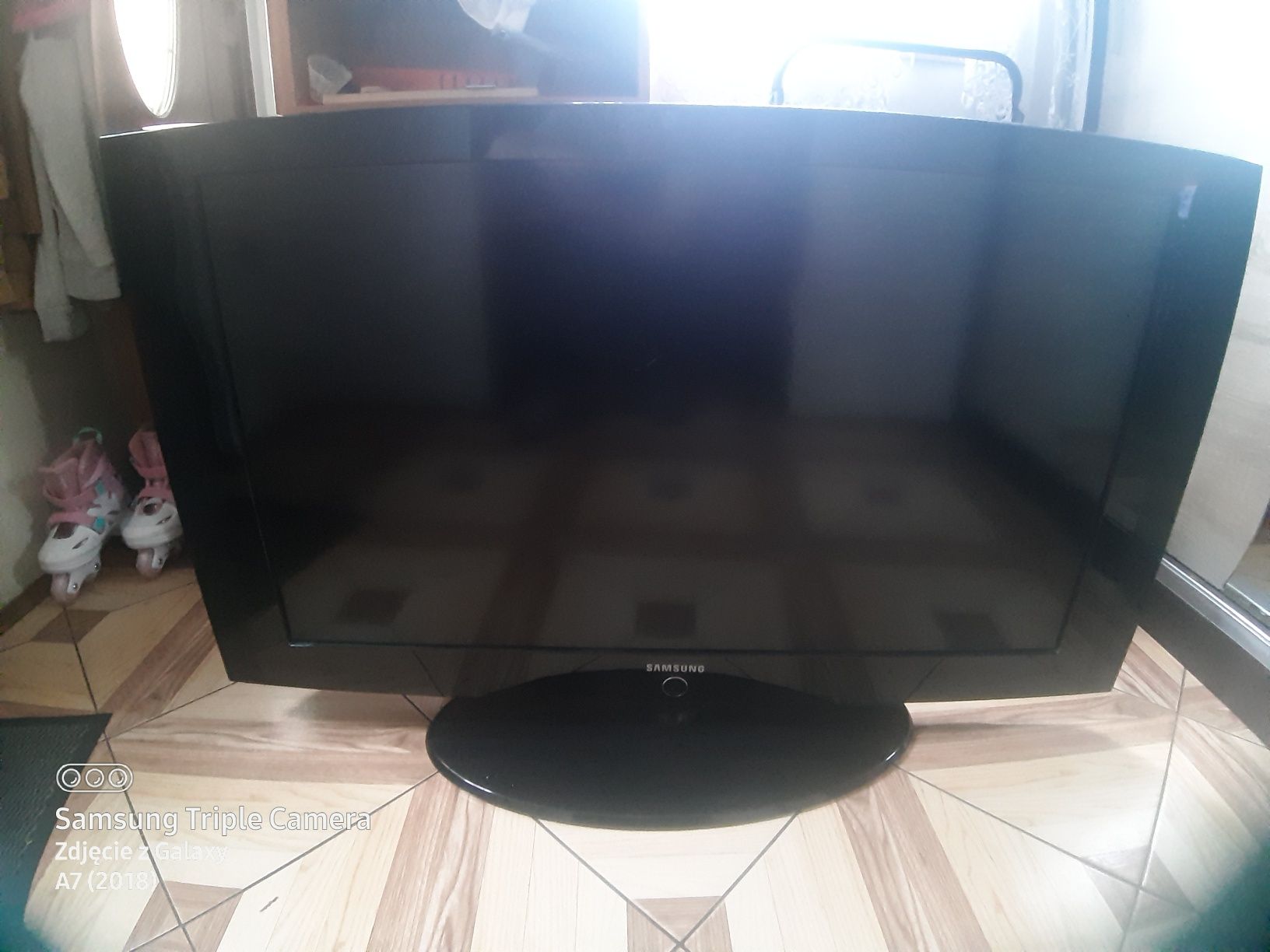 Sprzedam telewizor 40cali Samsung uszkodzony