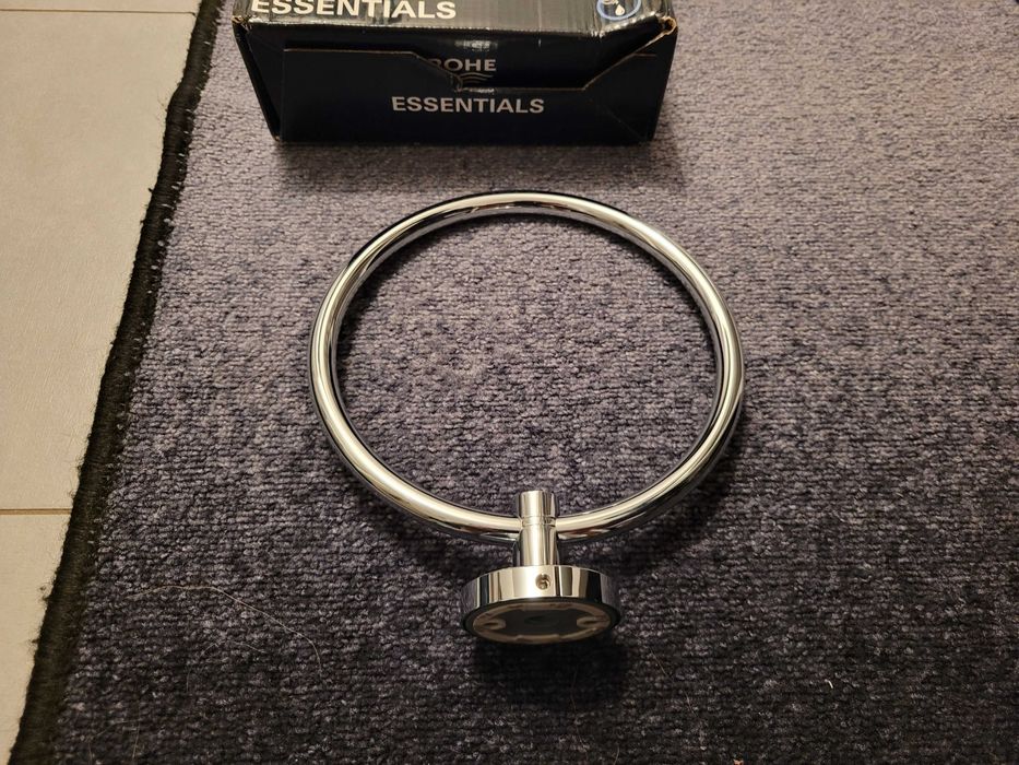 Wieszak na ręcznik Grohe Essentials