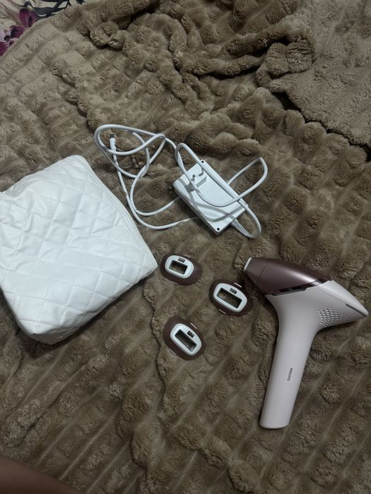 Depilator PHILIPS Lumea 9900 IPL BRI977/00 SenseIQ