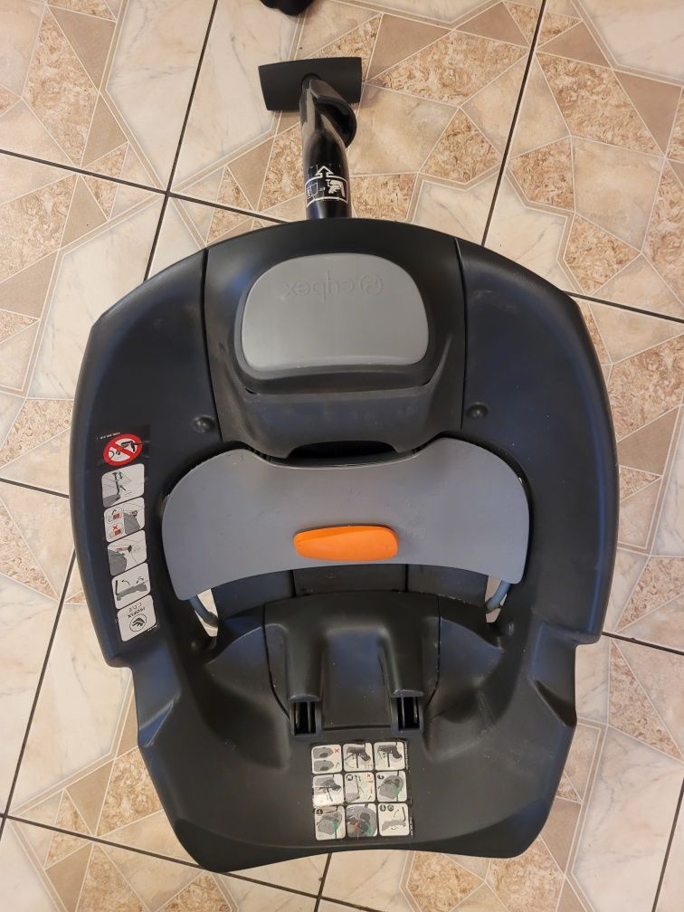 Fotelik samochodowy z baza isofix Cybex Aton5