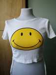 Koszulka t-shirt biała bawełniana Smiley S wiązane boki House