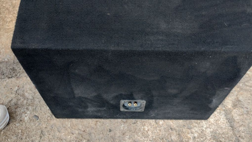 Subwoofer samochodowy