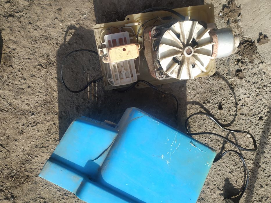 Мотор із пральної машинки робочій!