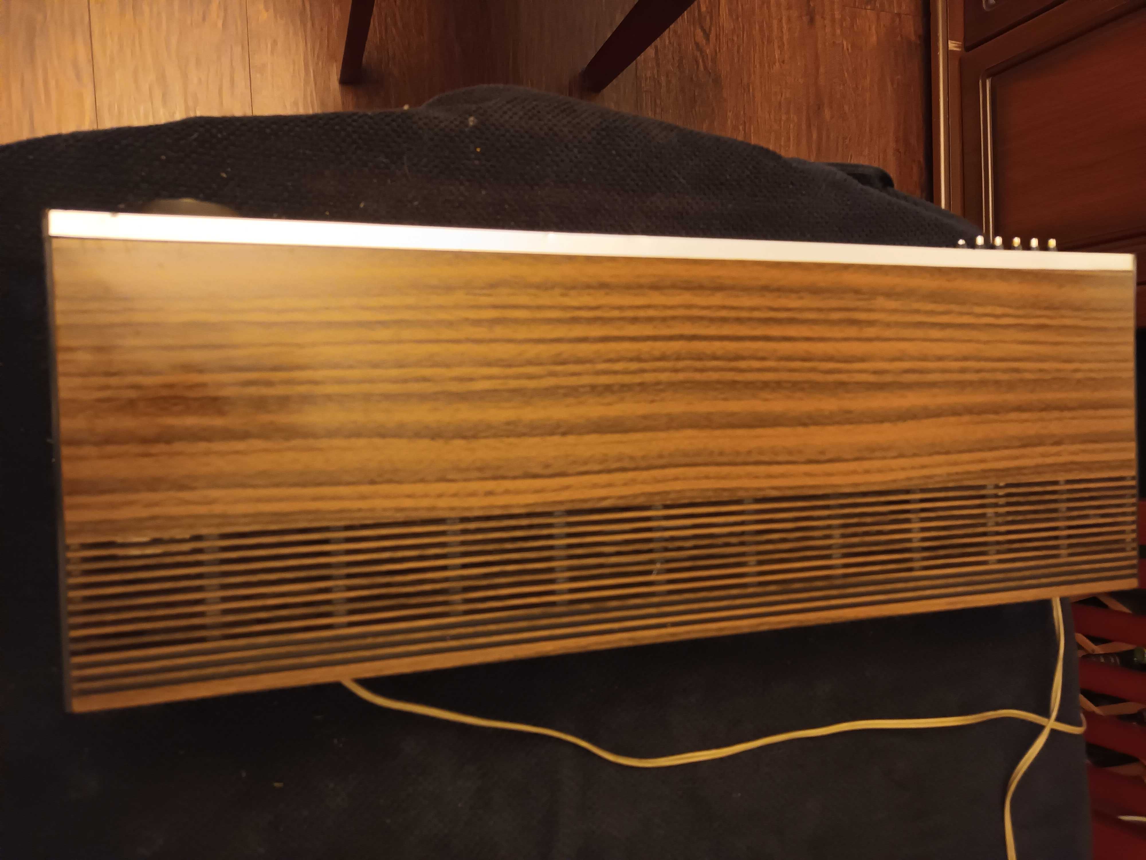 Amplituner Grundig RTV 700