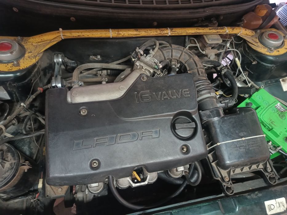 Продам двигатель Ваз 2110 1.5 стоит на машине