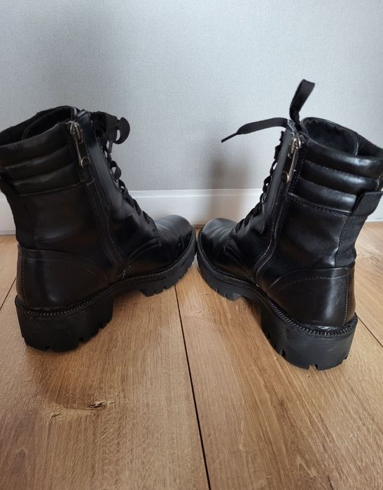Zimowe Czarne botki 37. Klasyczne ocieplane botki damskie 37. Trapery