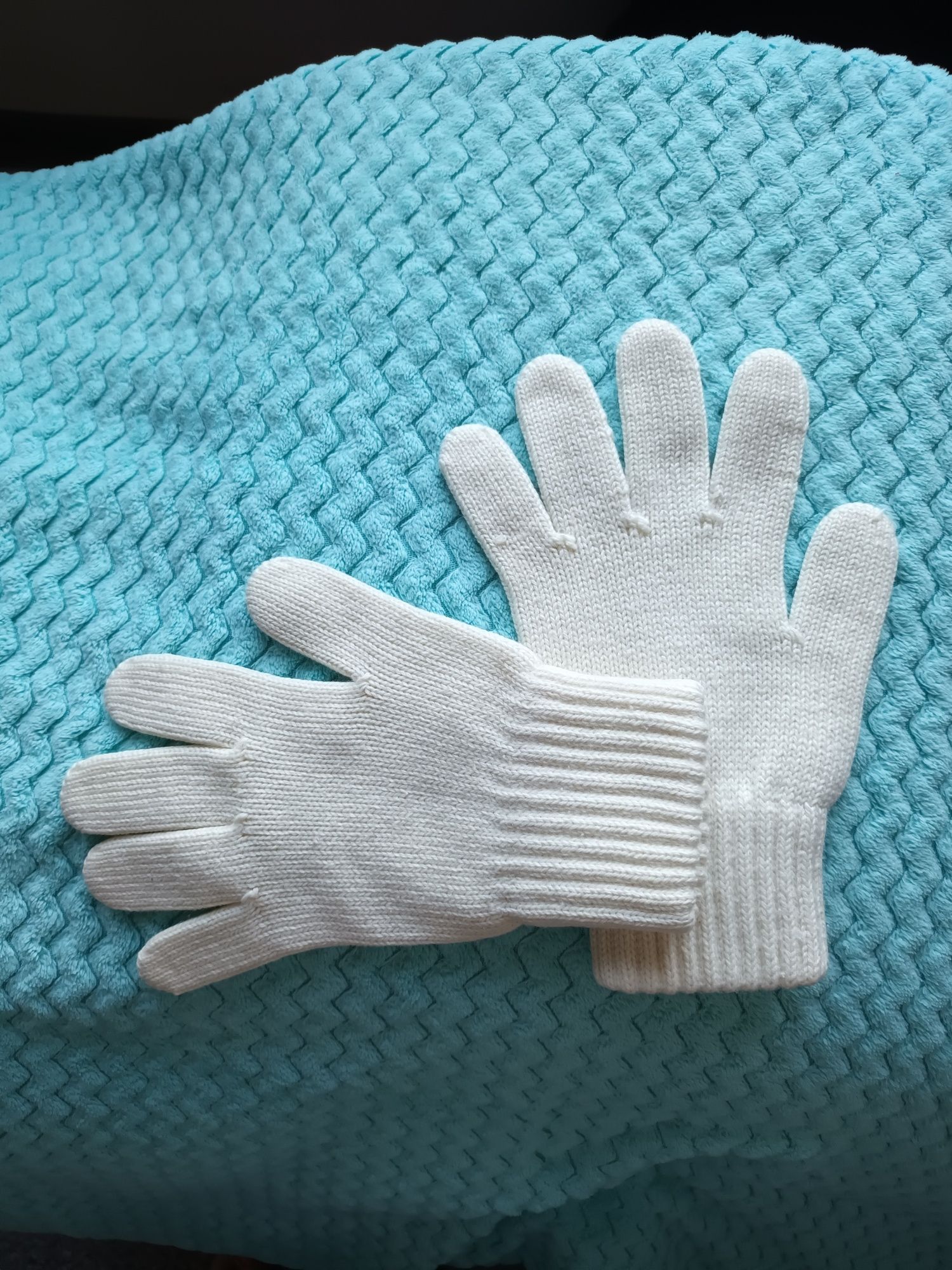 Rękawiczki damskie kremowe    nowe