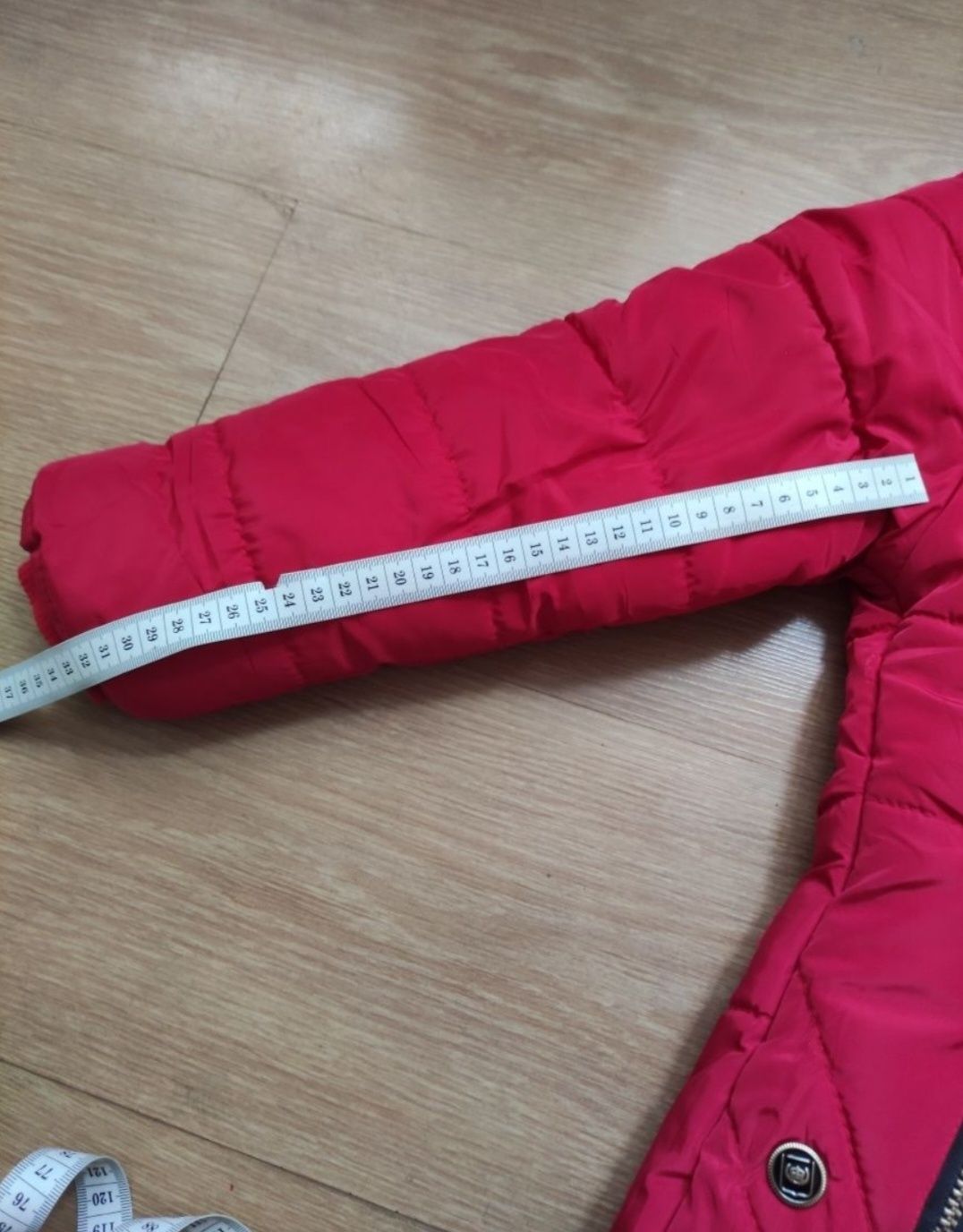 Зимова куртка на дівчинку, зріст 116-122 см