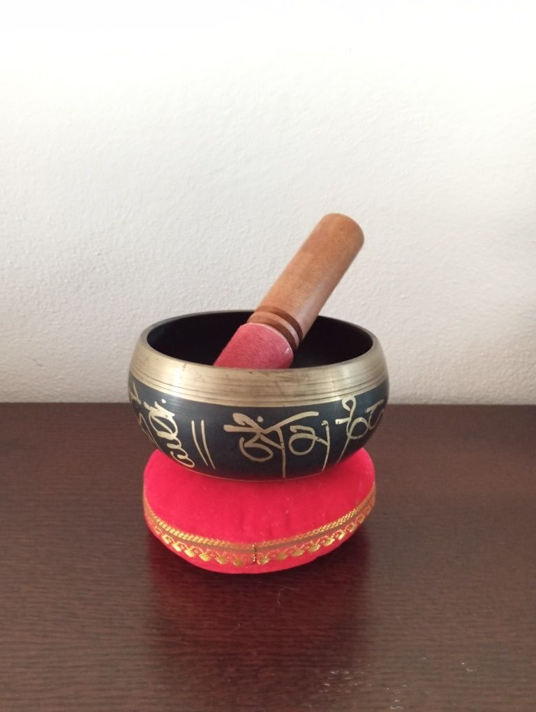 Taça  tibetana  usada