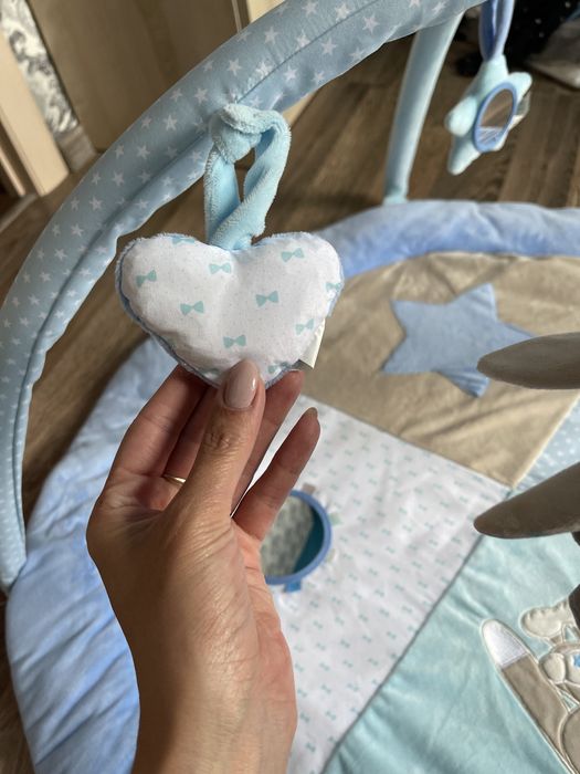 Игровой развивающий коврик