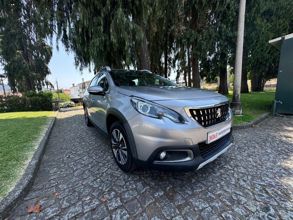 Peugeot 2008 1.2 PureTech Allure EAT6