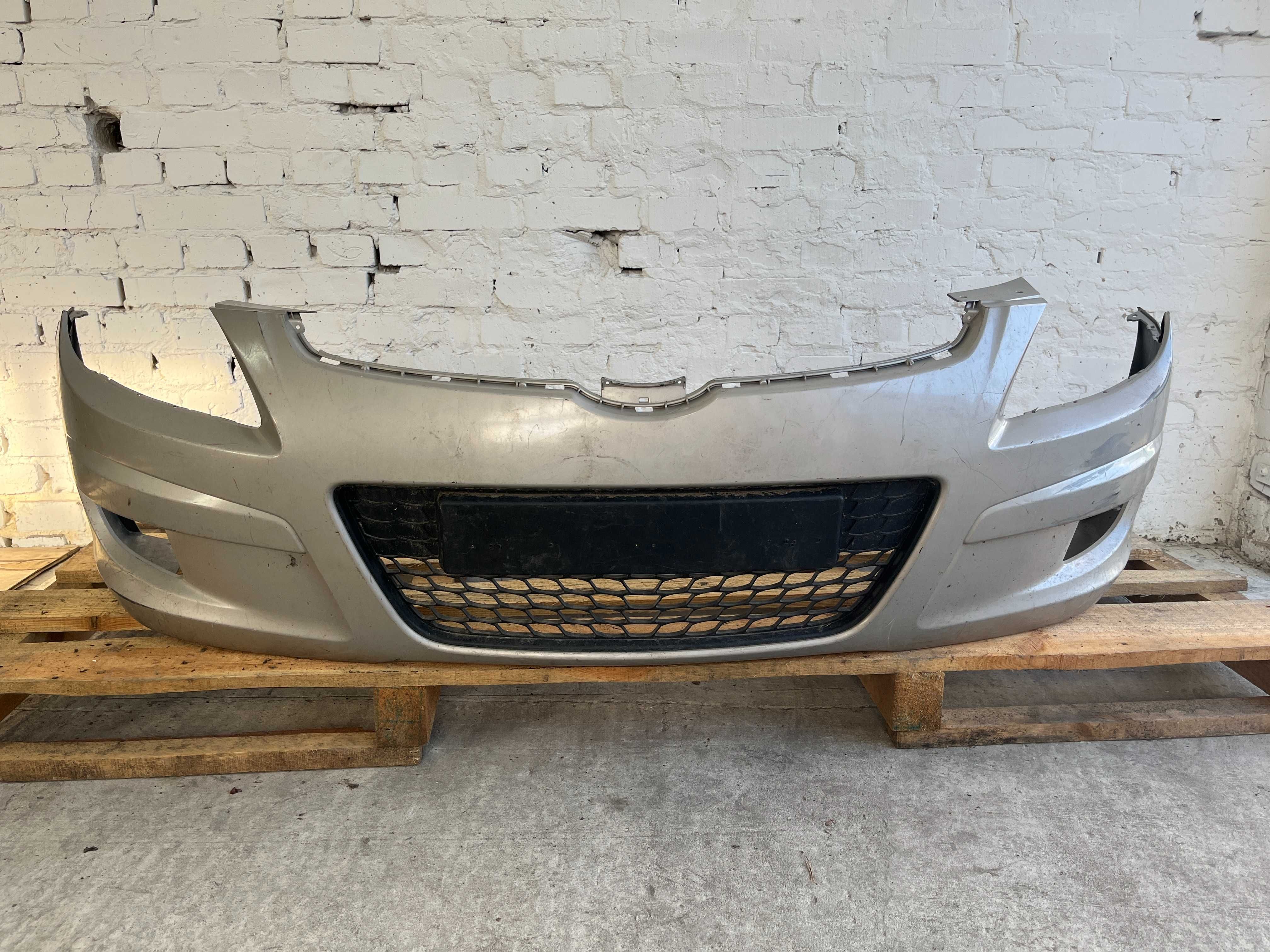 Бампер передній передний Hyundai I30 2009-2012 86511-2R000