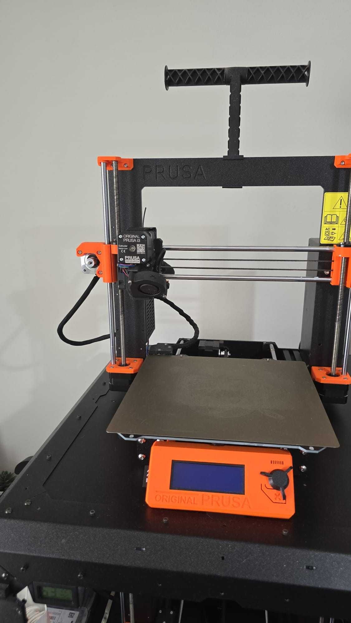 2 Impressoras 3D Prusa MK3 S+ e enclosure