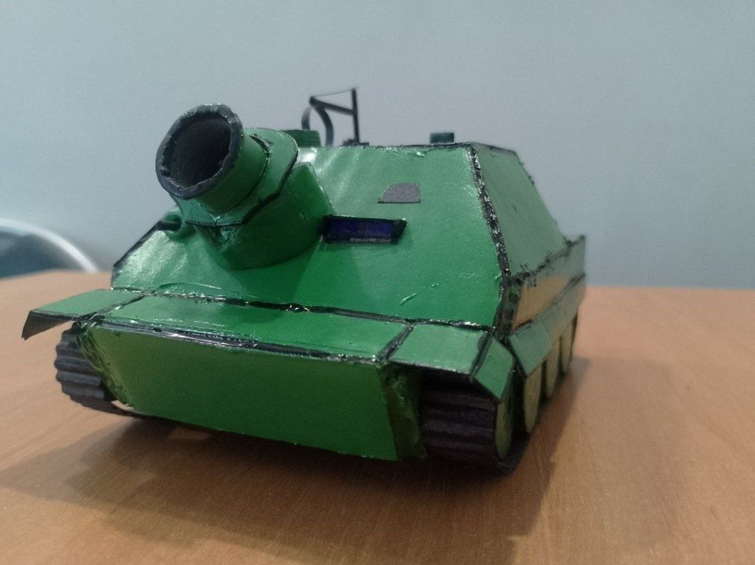 Модель САУ Sturmtiger