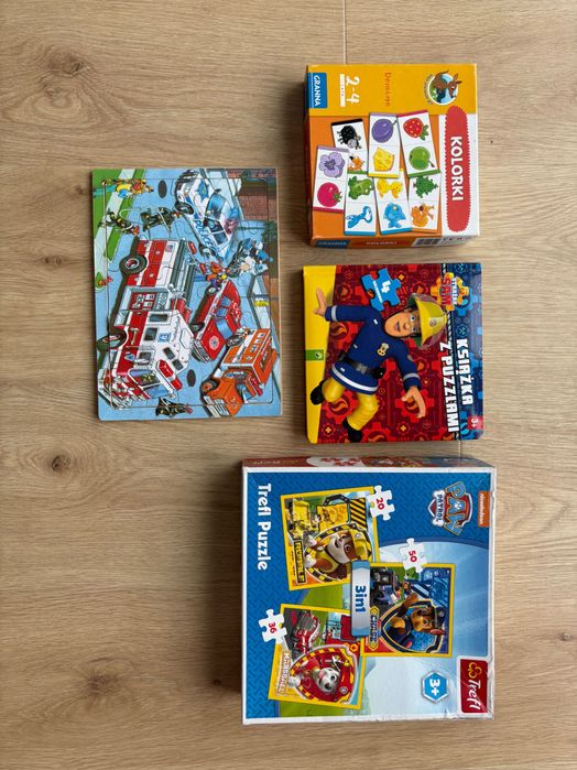 Puzzle Psi Patrol książka z puzzlami Strażak Sam Granna domino kolorki