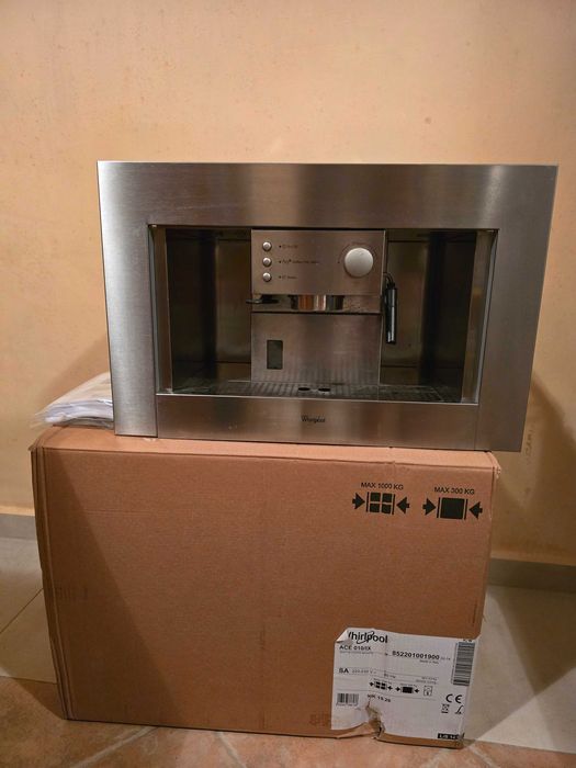 Sprzedam dwa ekspresy do kawy Whirlpool ACE 010