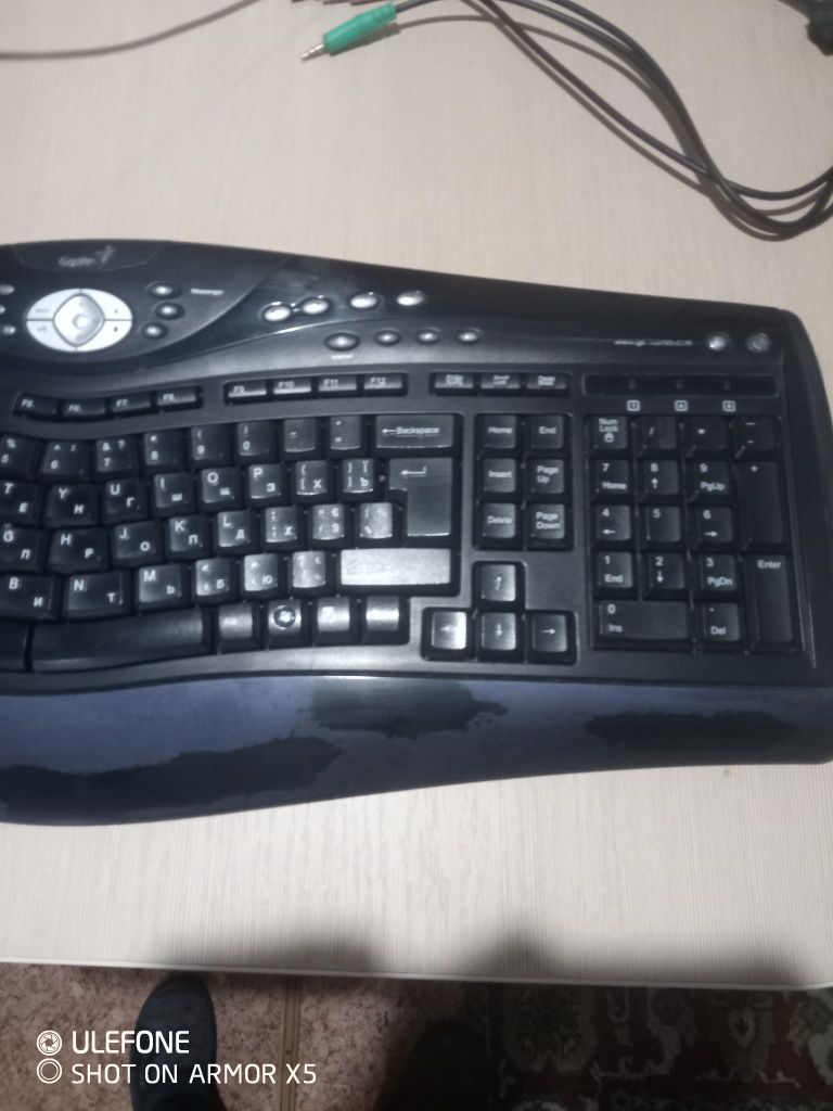 Комп'ютерная клавиатура Genius GK-04008/С
