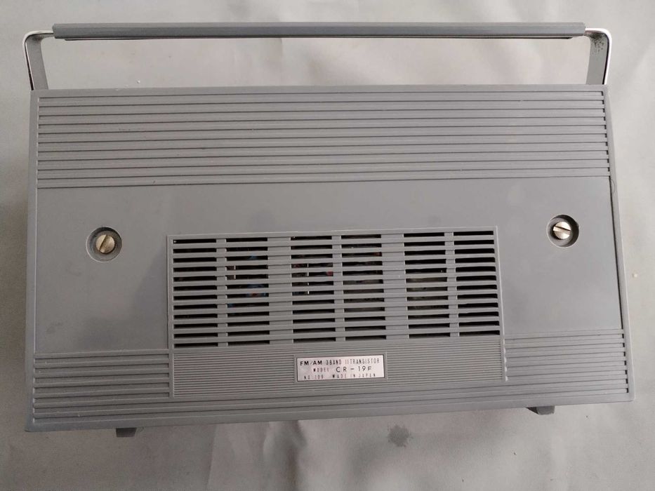 Rádio Portátil “Conion”