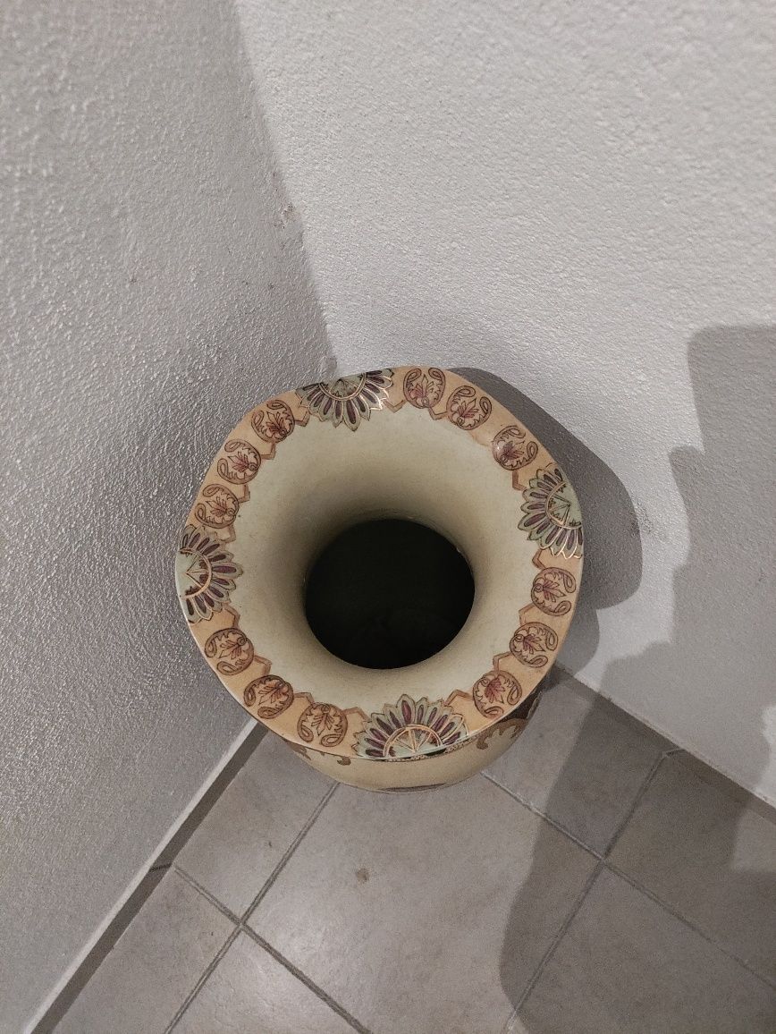 Jarrão com 70cm antigo