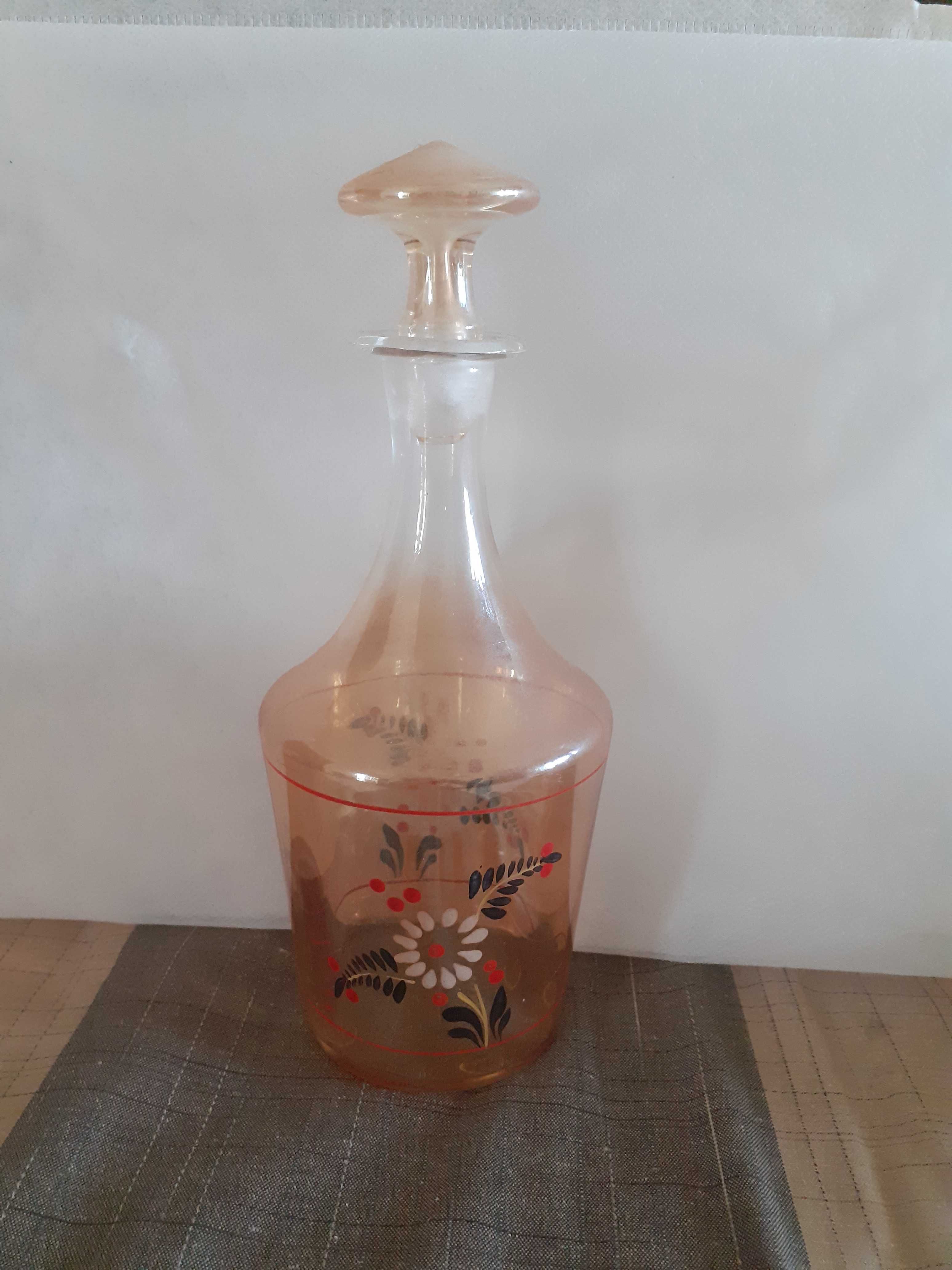 Garrafa antiga com pintura