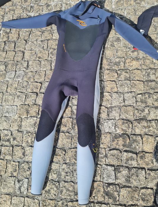 Fatos de surf Rip Curl, Quiksilver, Deeply