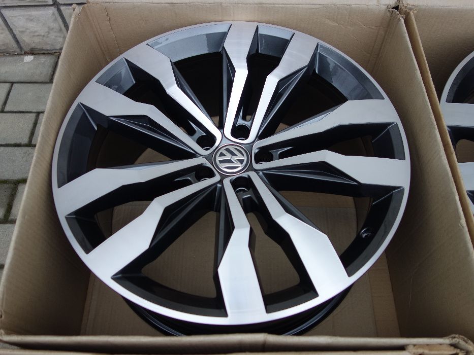 Felgi VW TOUARE R-LINE 21'' Nowy Model Oryginalne!!