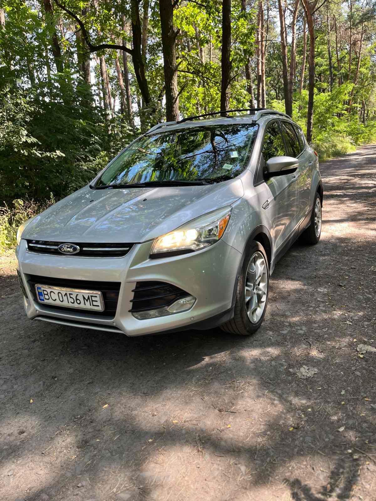 Авто Ford Escape 2014 Titanium