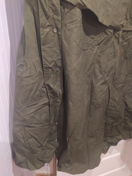 Pałatka peleryna wojskowa WP LWP rozm. 2 nieużywana stelaż