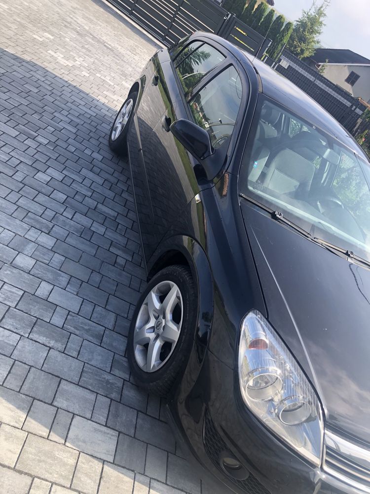 Opel Astra typu H 1.7 Cdti