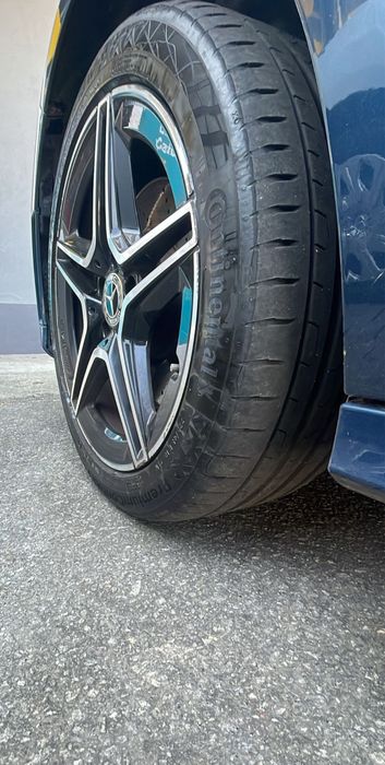 Vendo Mercedes-Benz Classe A 250 e AMG Line