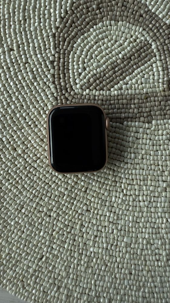 Aplle watch 4 CELL LTE