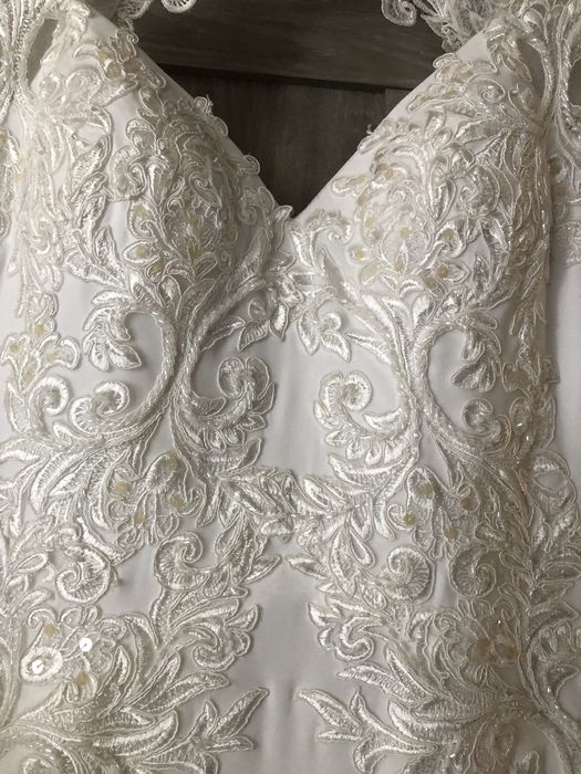 Весільна сукня