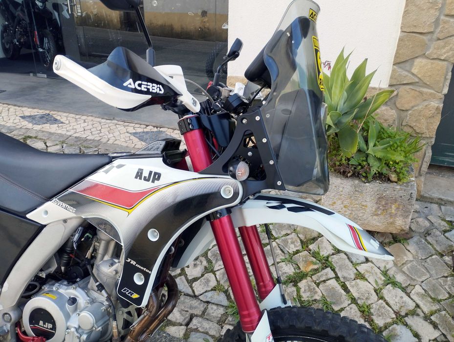 AJP PR7 650 Adventure - 2018 - Muito estimada e original